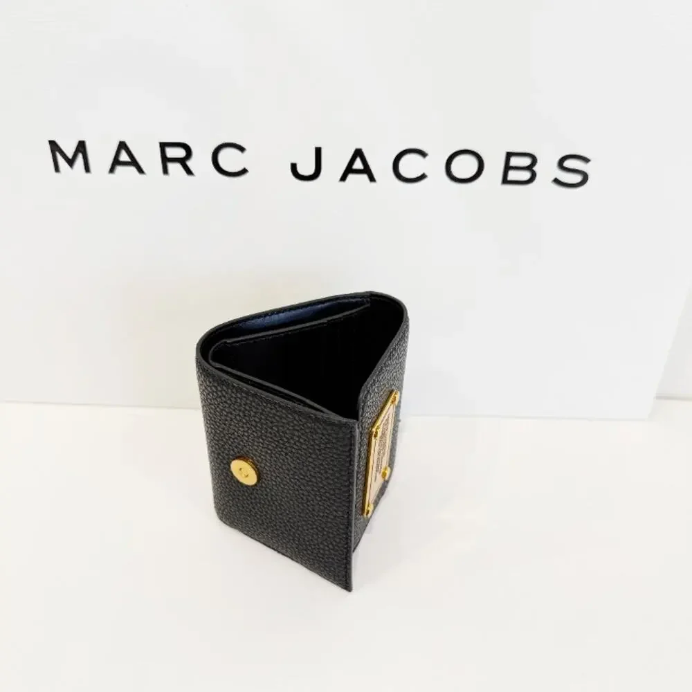 Marc Jacobs pebbled leather